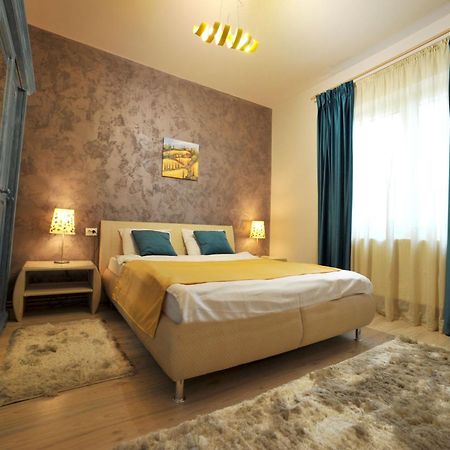 Like Home Braşov Esterno foto