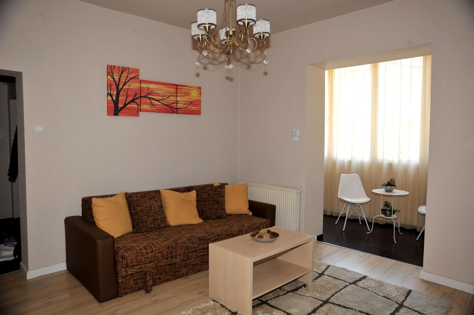 Like Home Braşov Esterno foto