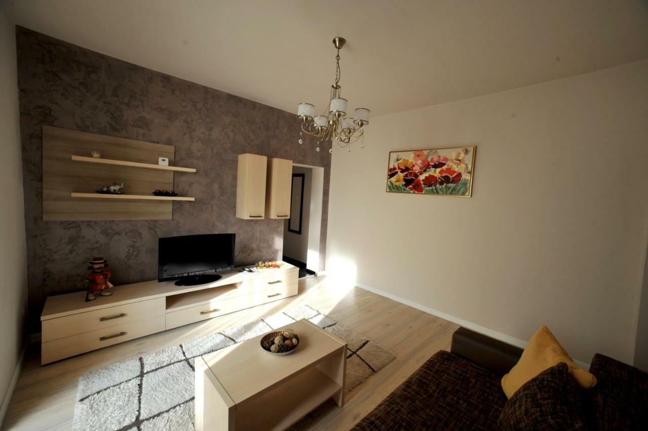 Like Home Braşov Esterno foto