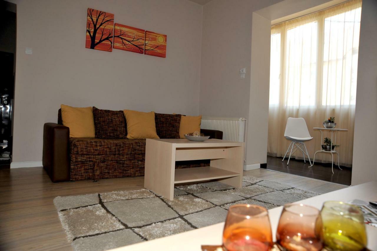 Like Home Braşov Esterno foto